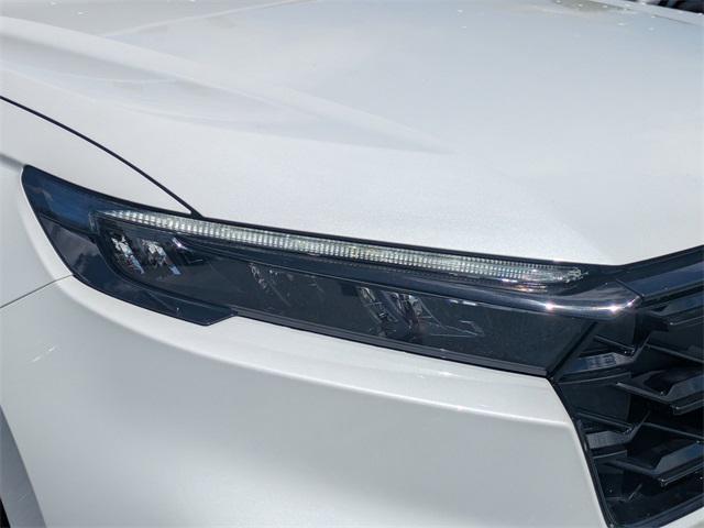 new 2026 Honda CR-V Hybrid car, priced at $38,705