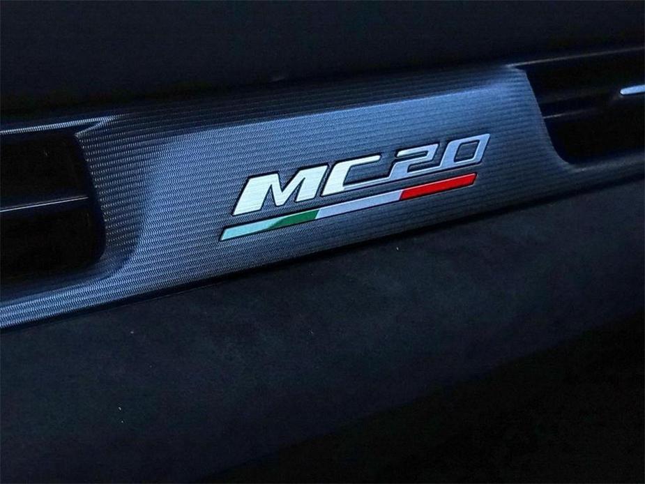 new 2023 Maserati MC20 car, priced at $245,000
