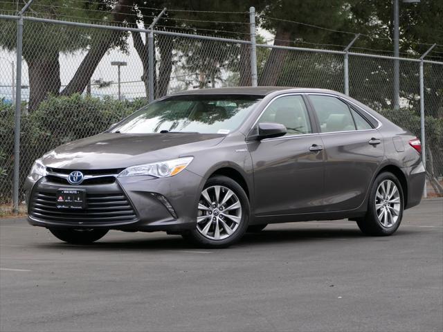 used 2015 Toyota Camry Hybrid car, priced at $14,800