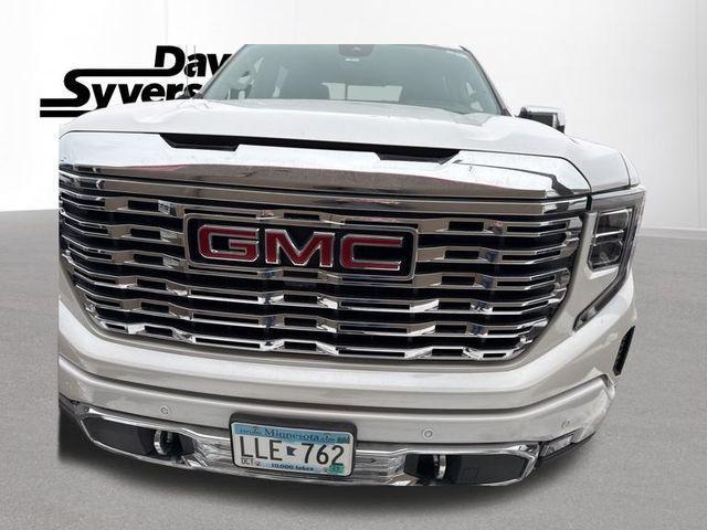 used 2024 GMC Sierra 1500 car, priced at $62,000