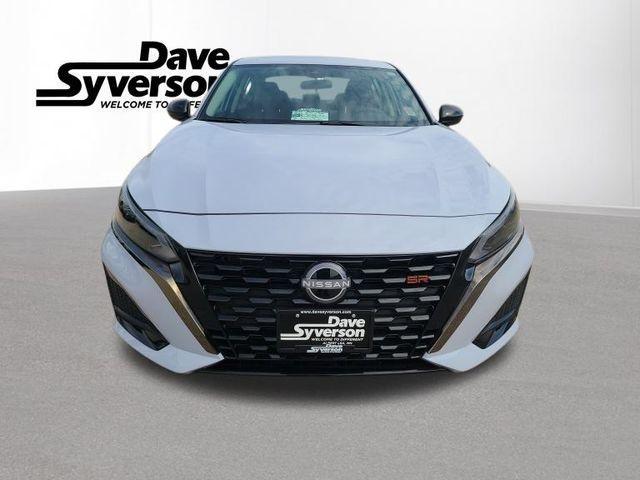 new 2025 Nissan Altima car, priced at $34,000