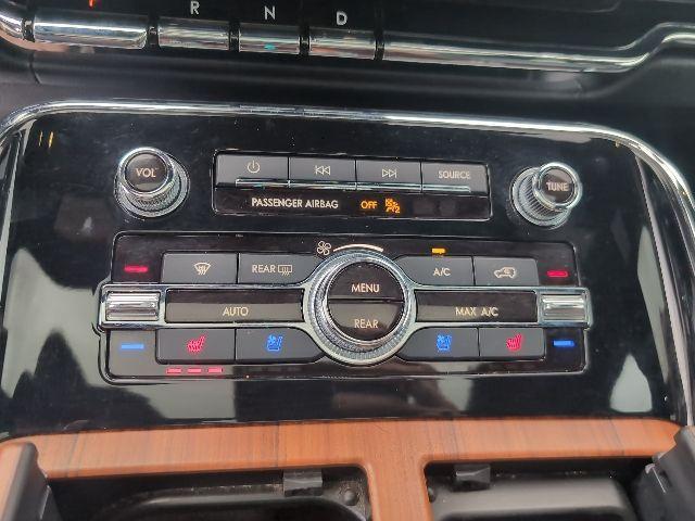 used 2019 Lincoln Navigator car, priced at $39,000