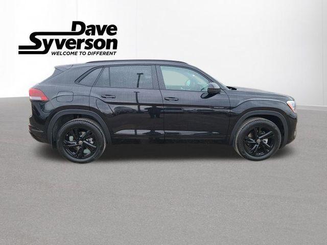 new 2026 Volkswagen Atlas Cross Sport car