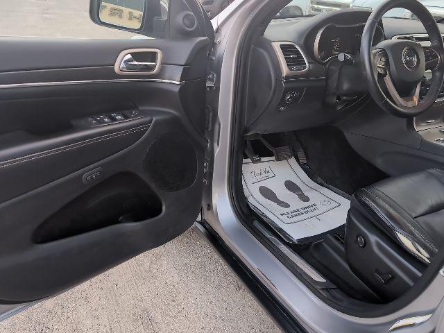 used 2015 Jeep Grand Cherokee car, priced at $11,000