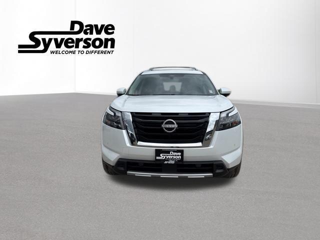 new 2025 Nissan Pathfinder car, priced at $43,500