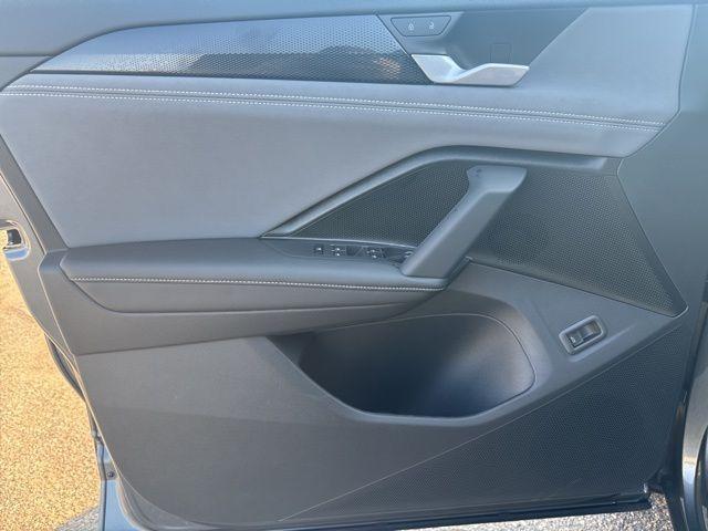 new 2025 Volkswagen Tiguan car, priced at $33,500
