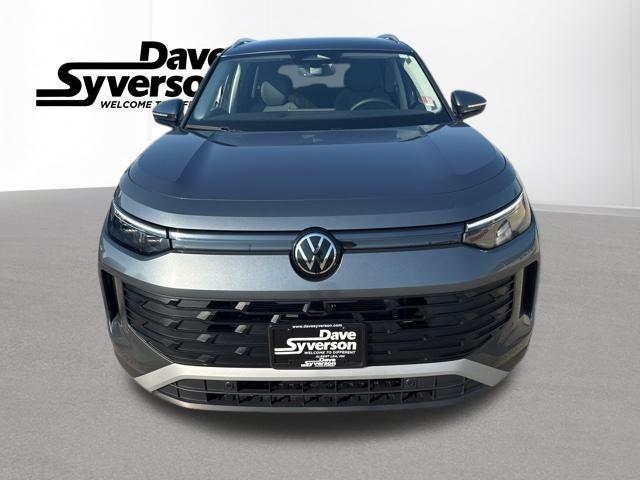 new 2025 Volkswagen Tiguan car, priced at $33,500