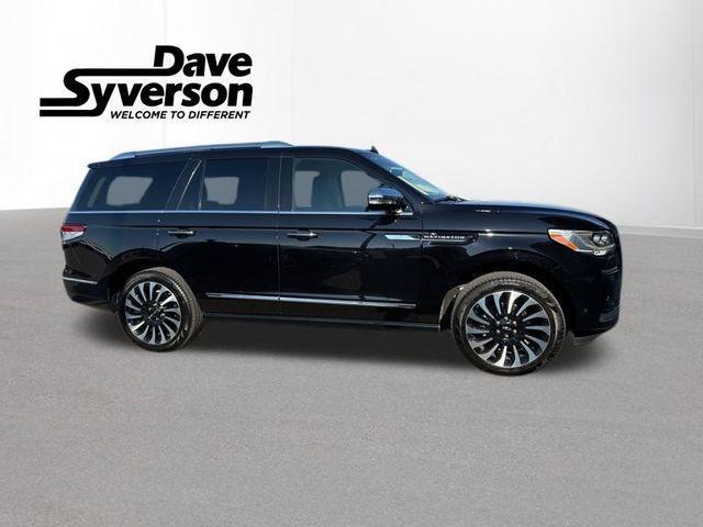 used 2024 Lincoln Navigator car, priced at $100,000