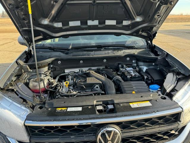 new 2024 Volkswagen Taos car, priced at $31,000
