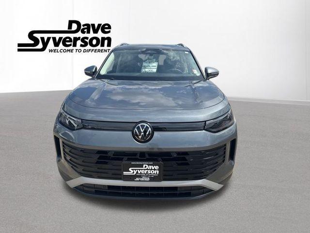 new 2025 Volkswagen Tiguan car, priced at $34,000