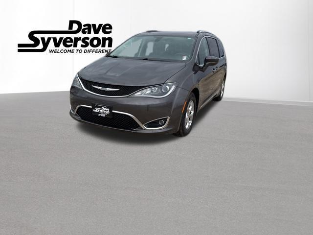 used 2017 Chrysler Pacifica car, priced at $17,500