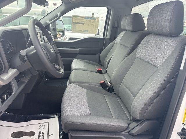 new 2025 Ford F-350 car, priced at $60,000