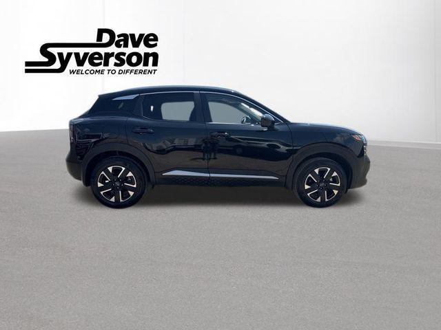 new 2025 Nissan Kicks car, priced at $28,000