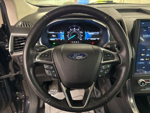 used 2021 Ford Edge car, priced at $25,000