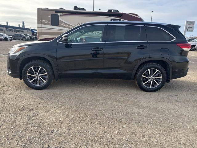 used 2017 Toyota Highlander car, priced at $16,500