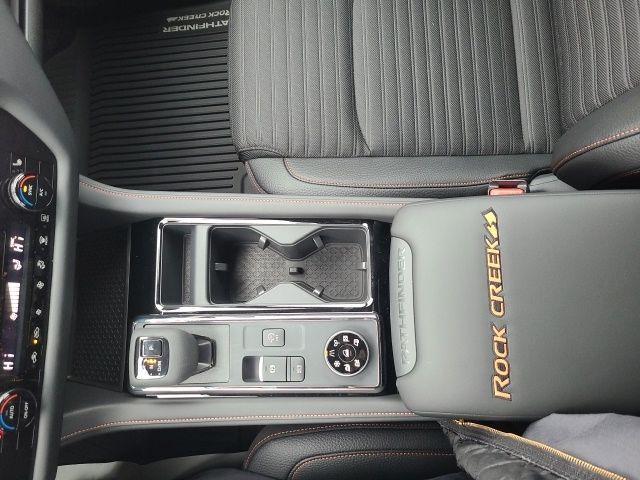 new 2025 Nissan Pathfinder car, priced at $40,000