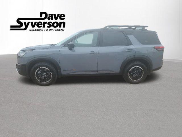 new 2025 Nissan Pathfinder car, priced at $40,000