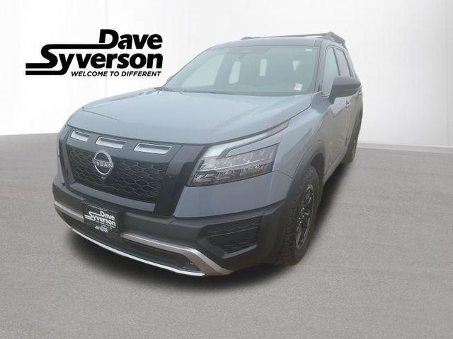 new 2025 Nissan Pathfinder car, priced at $40,000