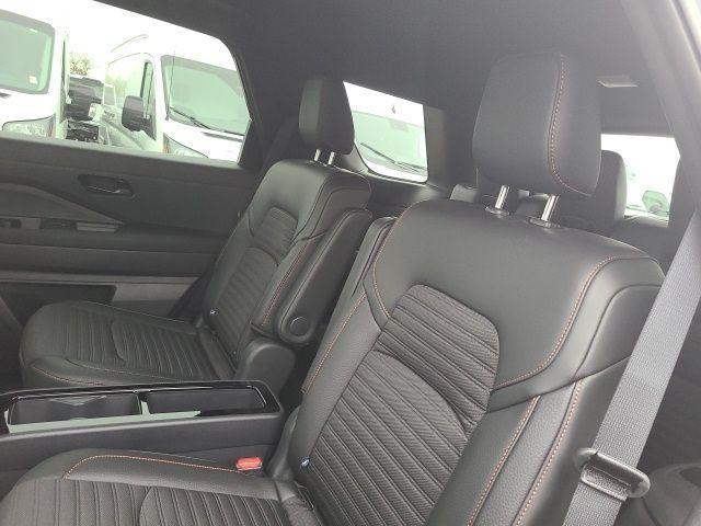 new 2025 Nissan Pathfinder car, priced at $40,000