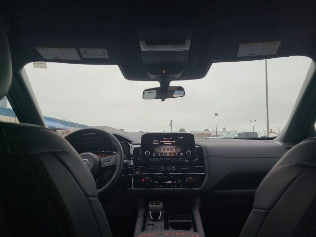 new 2025 Nissan Pathfinder car, priced at $40,000