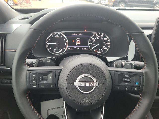 new 2025 Nissan Pathfinder car, priced at $40,000