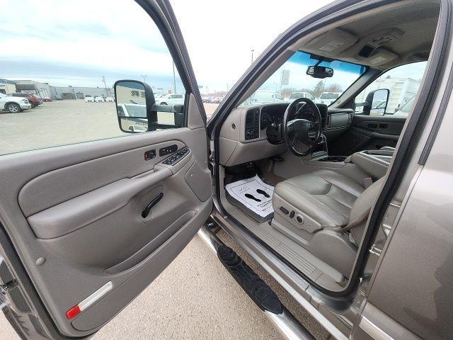 used 2007 GMC Sierra 2500 car, priced at $19,299