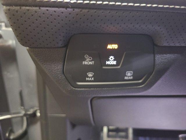 new 2026 Volkswagen Atlas car, priced at $54,000