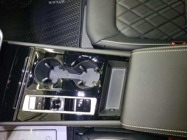 new 2026 Volkswagen Atlas car, priced at $54,000