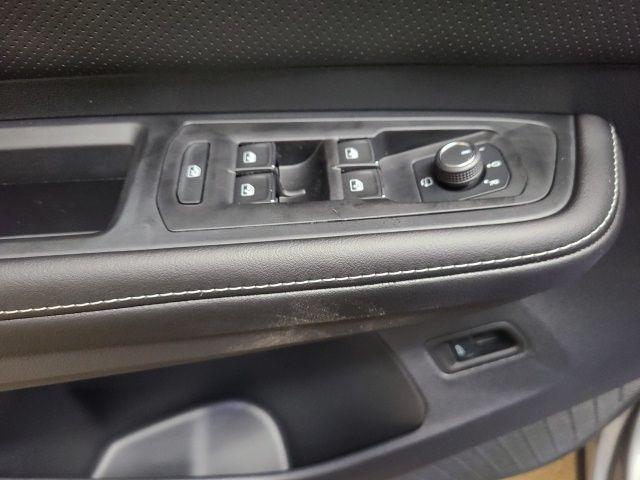 new 2026 Volkswagen Atlas car, priced at $54,000