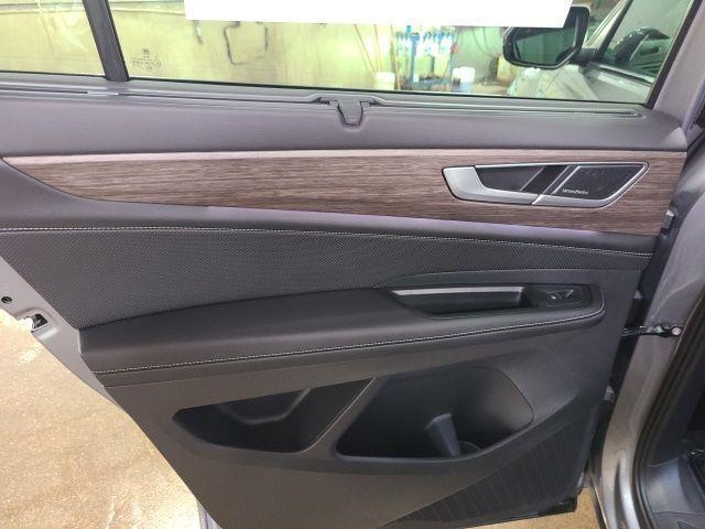 new 2026 Volkswagen Atlas car, priced at $54,000