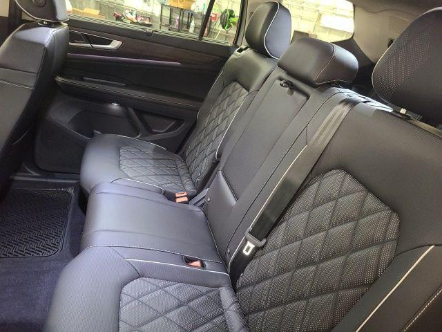 new 2026 Volkswagen Atlas car, priced at $54,000