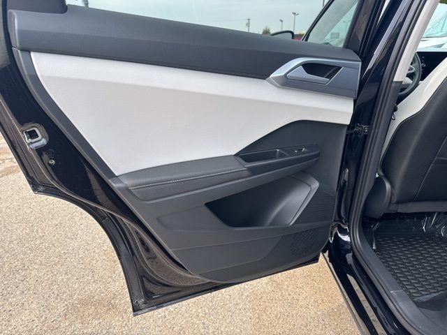 new 2025 Volkswagen Taos car, priced at $32,000