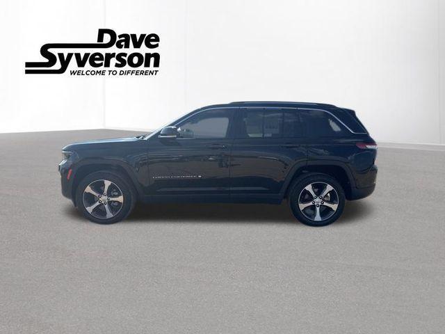 used 2023 Jeep Grand Cherokee car, priced at $33,000