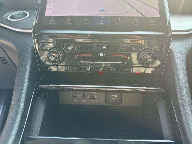 used 2023 Jeep Grand Cherokee car, priced at $33,000