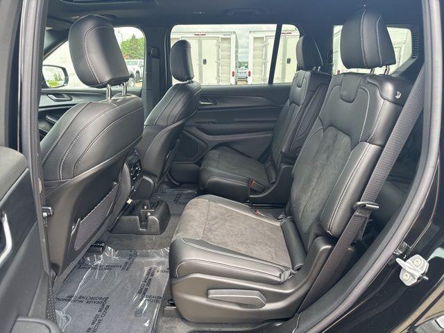 new 2025 Jeep Grand Cherokee L car, priced at $46,500
