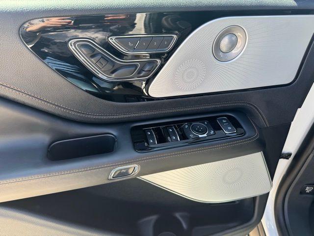 used 2025 Lincoln Aviator car, priced at $90,000