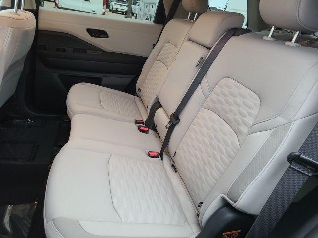 new 2025 Nissan Pathfinder car