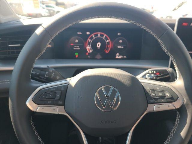 new 2025 Volkswagen Tiguan car, priced at $35,500