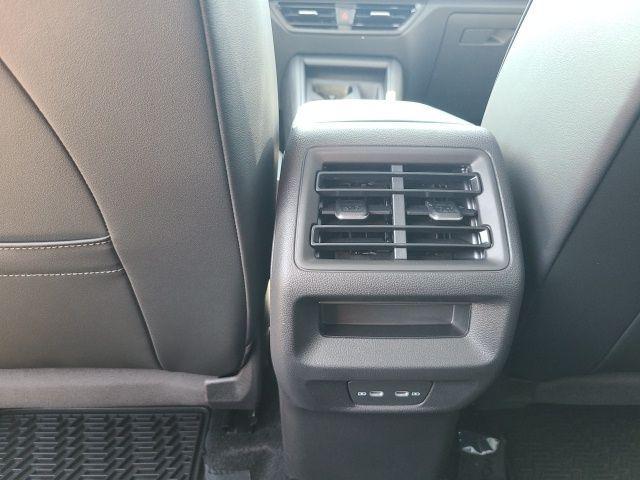 new 2025 Volkswagen Tiguan car, priced at $35,500