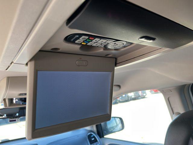 used 2016 Chrysler Town & Country car, priced at $7,999