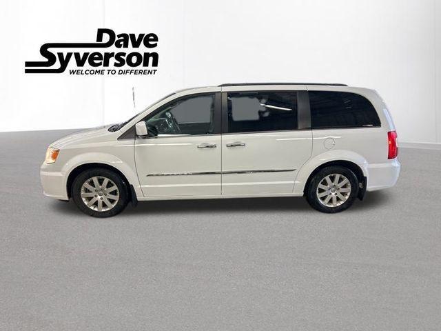 used 2016 Chrysler Town & Country car, priced at $7,999