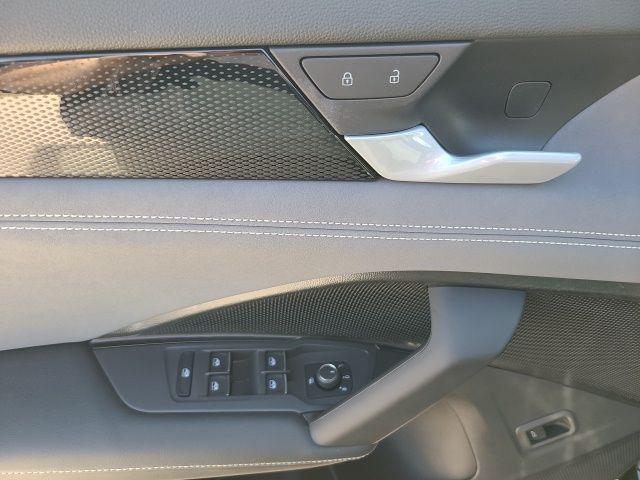 new 2025 Volkswagen Tiguan car, priced at $37,000