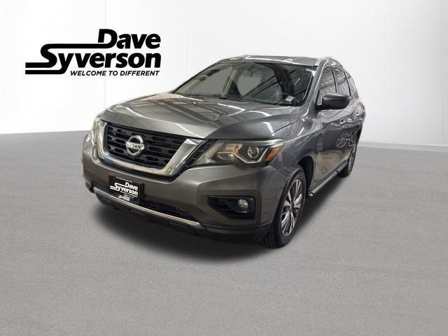 used 2020 Nissan Pathfinder car, priced at $20,000