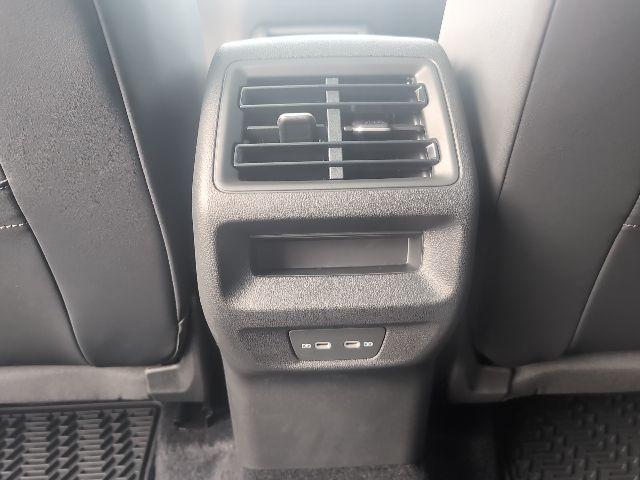 new 2025 Volkswagen Tiguan car, priced at $35,200