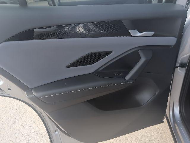 new 2025 Volkswagen Tiguan car, priced at $35,200