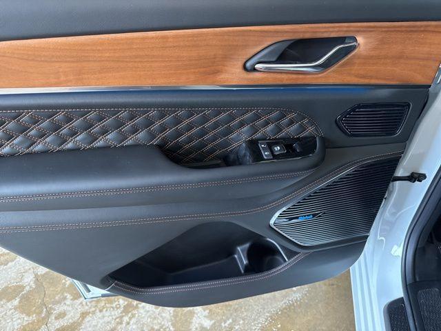 new 2025 Jeep Grand Cherokee L car, priced at $66,000