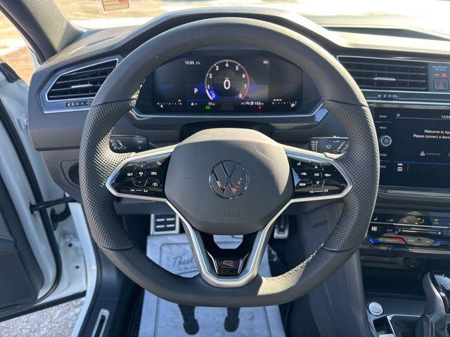 new 2024 Volkswagen Tiguan car, priced at $35,000