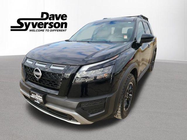 new 2025 Nissan Pathfinder car, priced at $39,500