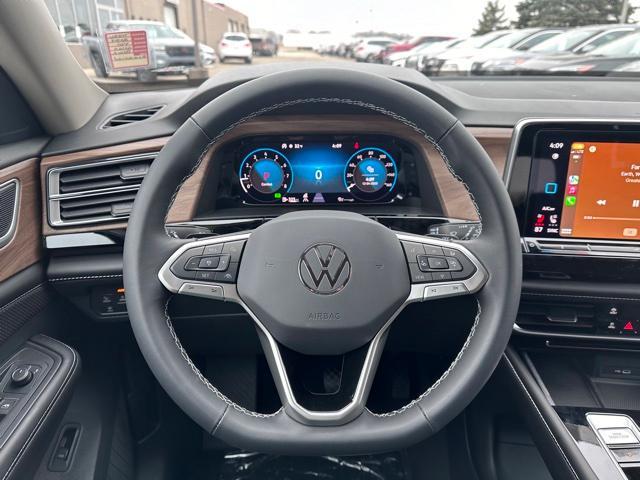new 2024 Volkswagen Atlas car, priced at $43,000