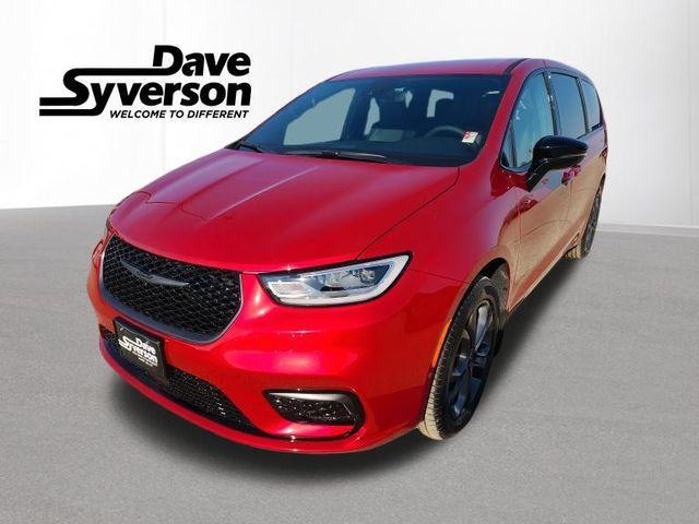 new 2026 Chrysler Pacifica car, priced at $48,000